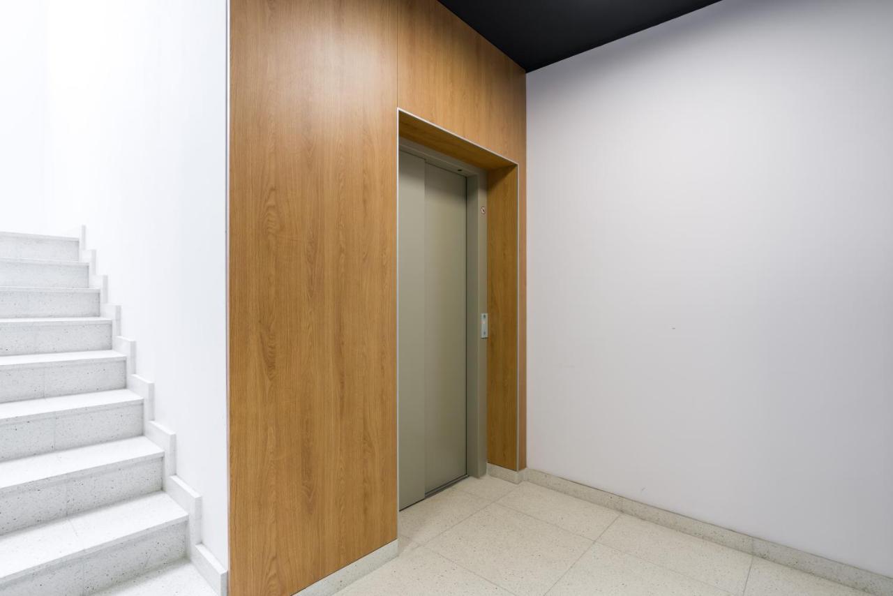 Warta Residence Apartments By Noclegi Renters Poznan Luaran gambar